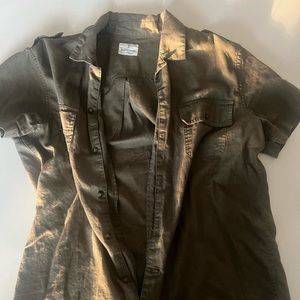 MUTUAL WEAVE BUTTONED DOWN SHIRT